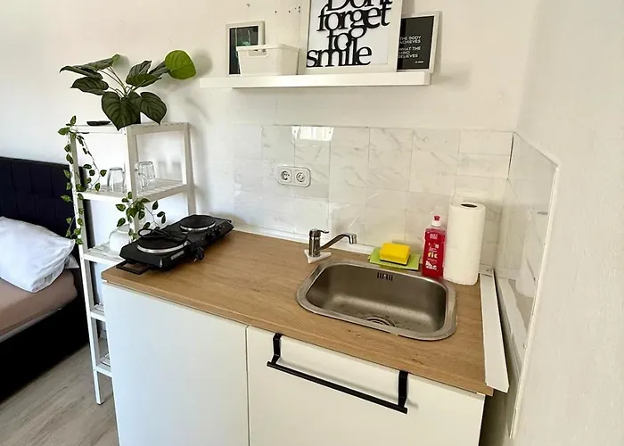 Bei Freunden Zuhause - Nur Schoener *