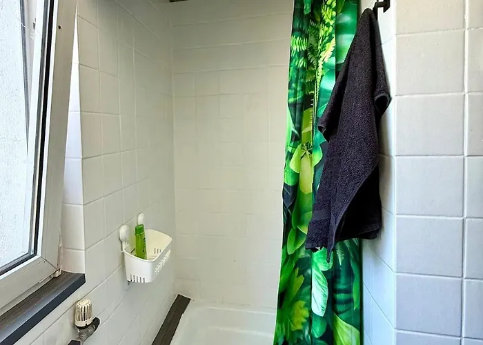 Bei Freunden Zuhause - Nur Schoener *